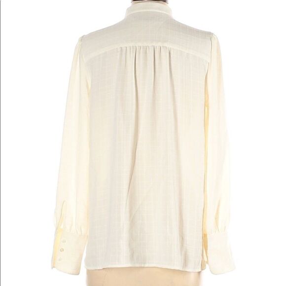 Loft Long Sleeve Ivory Button Front Blouse Size Small - Picture 2 of 3